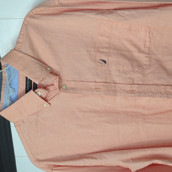 ❤️5/$25 Like New Nautica Orange Peach Button Down Polo - Picture 2 of 5